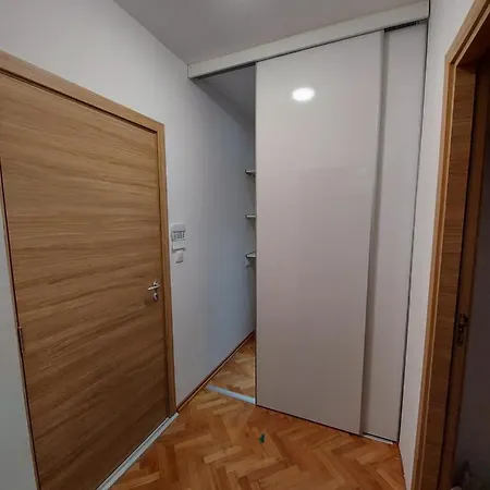 L&c - Location And Comfort In София